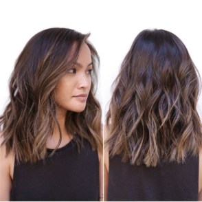 Stylish Layered Wavy Hair