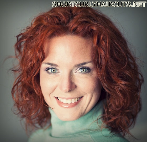 The Different Curly Hairstyles for Women over 40